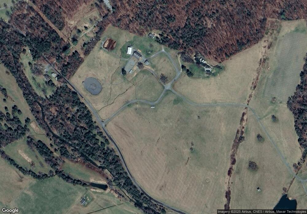 2340 Simmons Gap Rd, Free Union, VA 22940 - photo 1