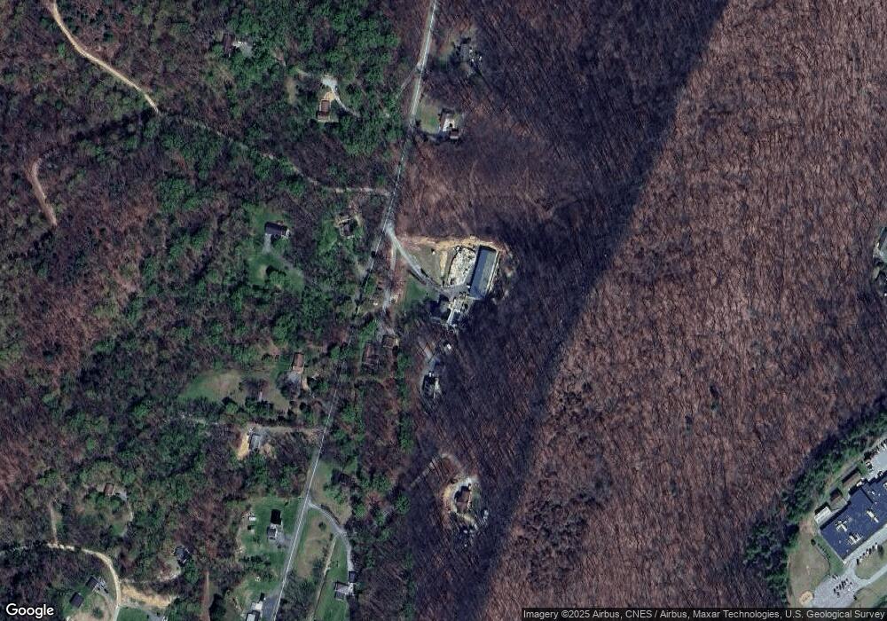 61 Paradise Ln, Berkeley Springs, WV 25411 - photo 1