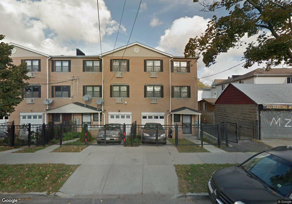 108-47 157th St, Jamaica, NY 11433 - photo 1