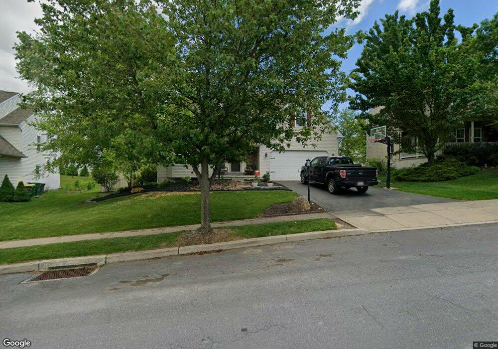 7159 Hearth Ln, Macungie, PA 18062 - photo 1