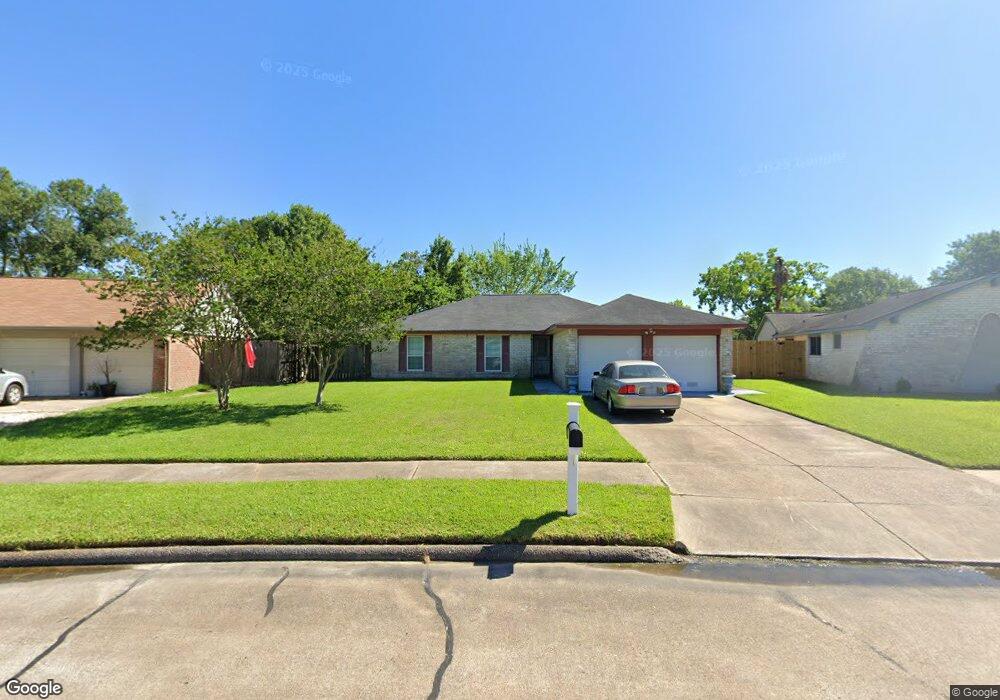 16219 Townes Rd, Friendswood, TX 77546 - photo 1