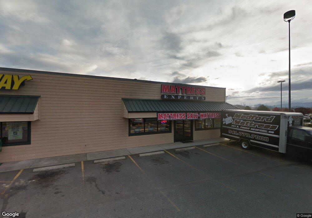 260 NE Agness Ave, Grants Pass, OR 97526 - photo 1