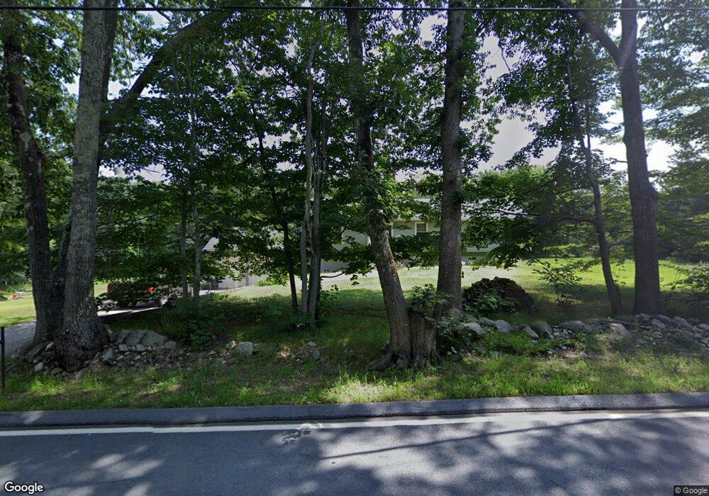 577 Pingree Hill Rd, Auburn, NH 03032 - photo 1