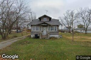 411 W 16th St, Centralia, IL 62801