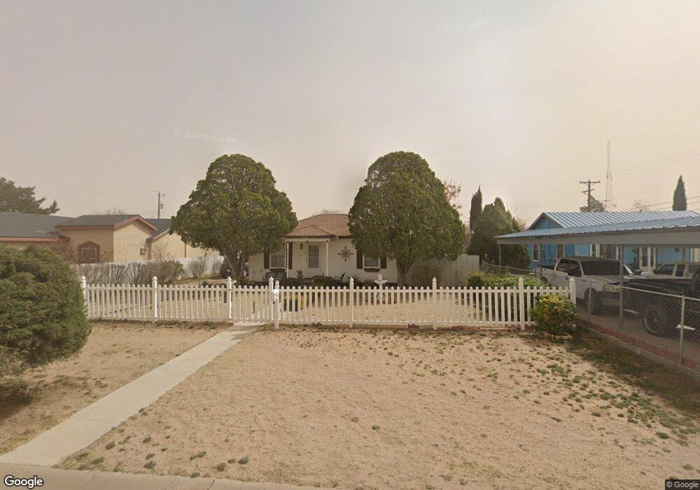 1104 N Sanger Place, Hobbs, NM 88240 - photo 1