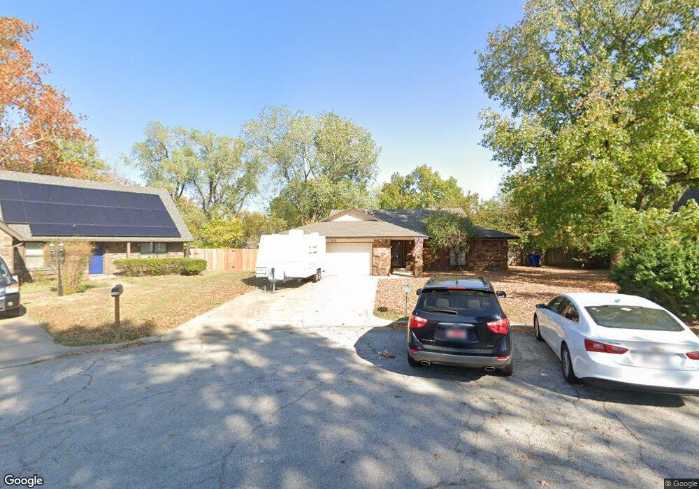 1212 W Boston Ct, Broken Arrow, OK 74012 - photo 1