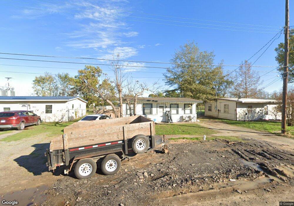 1913 S Leslie St, Stuttgart, AR 72160 - photo 1