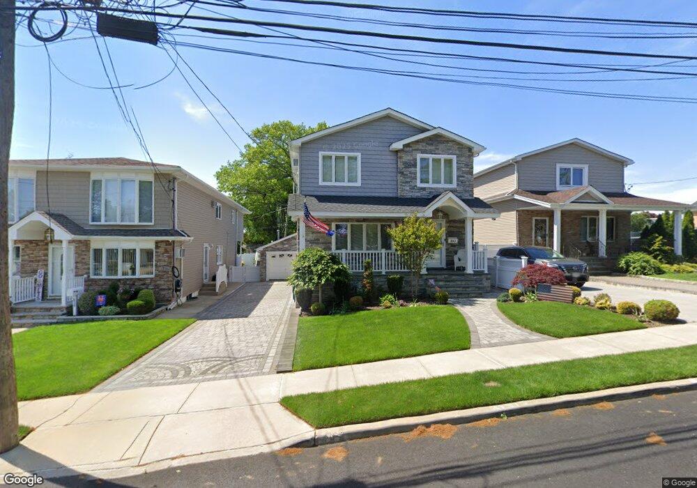 843 Third Ave, Franklin Square, NY 11010 - photo 1