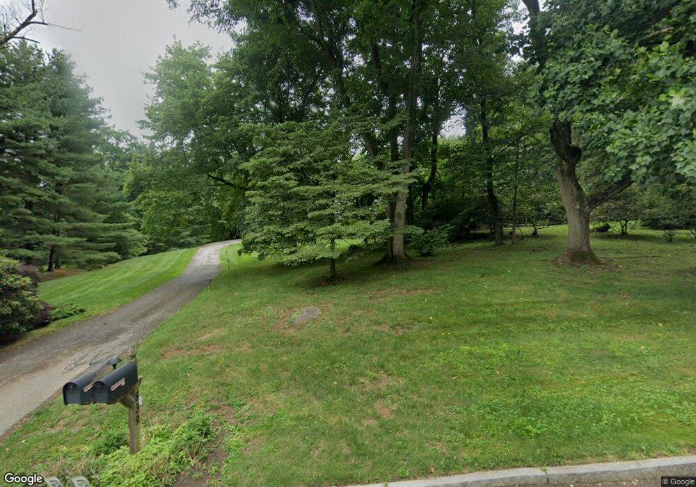 839 Roscommon Rd, Bryn Mawr, PA 19010 - photo 1