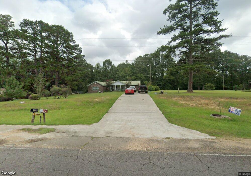 2110 Quinlivan Rd, McComb, MS 39648 - photo 1
