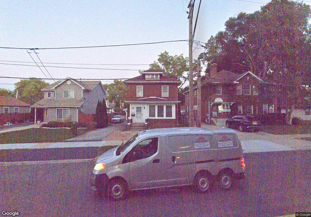 1611 N Sheridan Rd, Waukegan, IL 60085 - photo 1