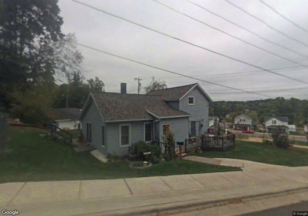 109 Main St, Elroy, WI 53929 - photo 1