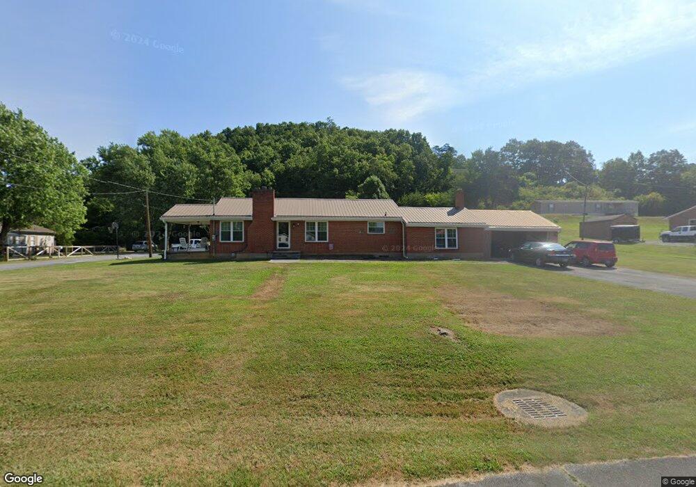 116 W 5th Ave, Watauga, TN 37694 - photo 1