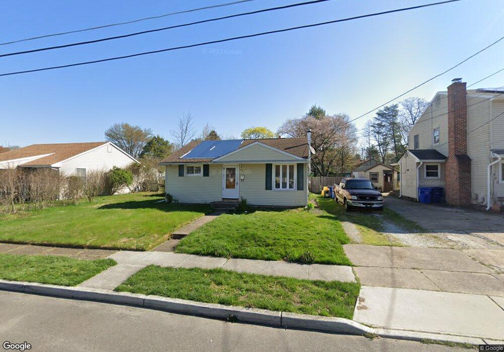 427 Oakland Ave, Maple Shade, NJ 08052 - photo 1