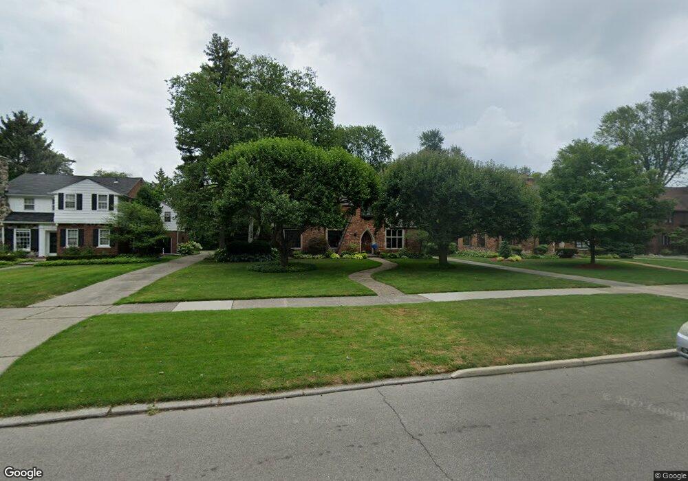 1142 Buckingham Rd, Grosse Pointe Park, MI 48230 - photo 1