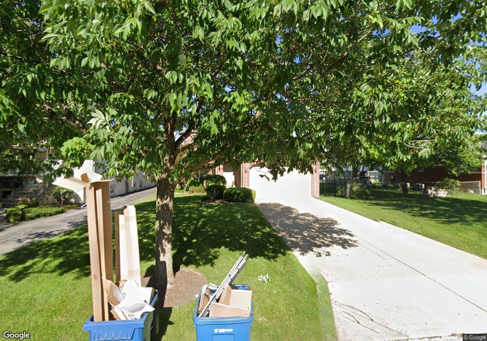 499 N Elm Ave, Elmhurst, IL 60126 - photo 1