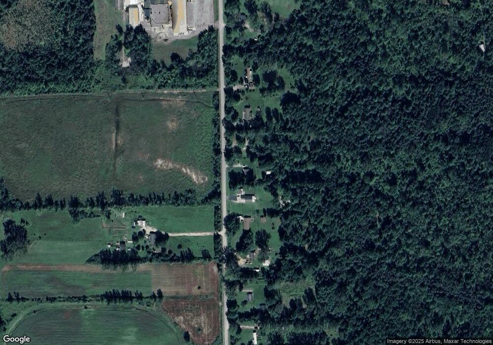 5667 Scotch Rd, Vassar, MI 48768 - photo 1