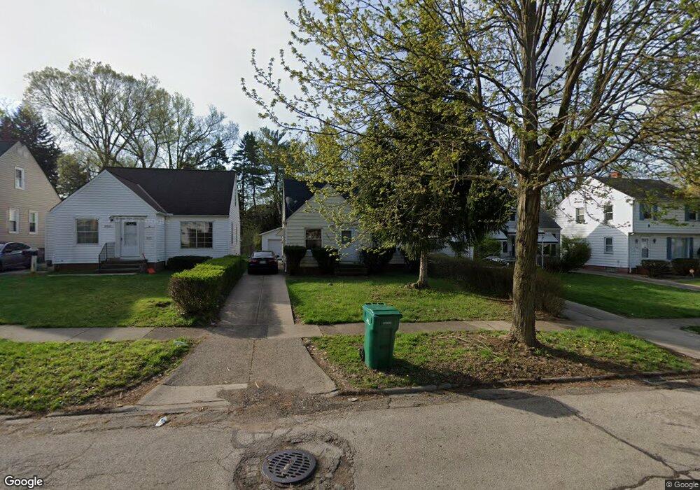 19516 Maple Heights Blvd, Maple Heights, OH 44137 - photo 1