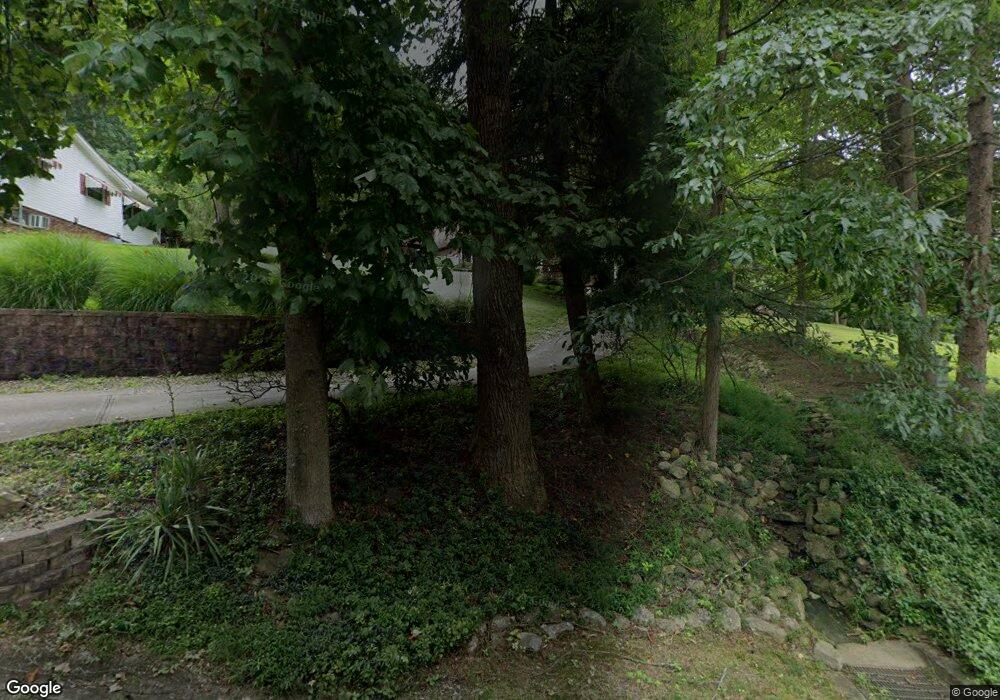 101 Ranch Lake Blvd, Scott Depot, WV 25560 - photo 1