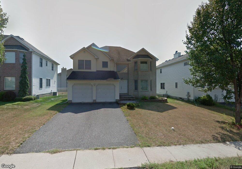 35 Erica Way, Parsippany, NJ 07054 - photo 1