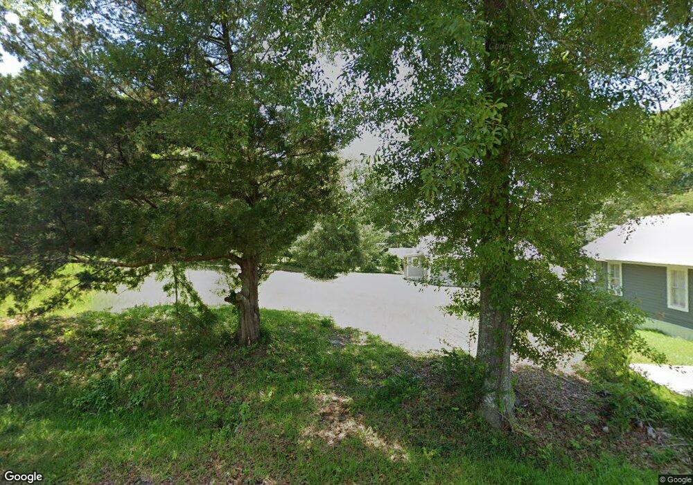 1222 W 11th St, Laurel, MS 39440 - photo 1