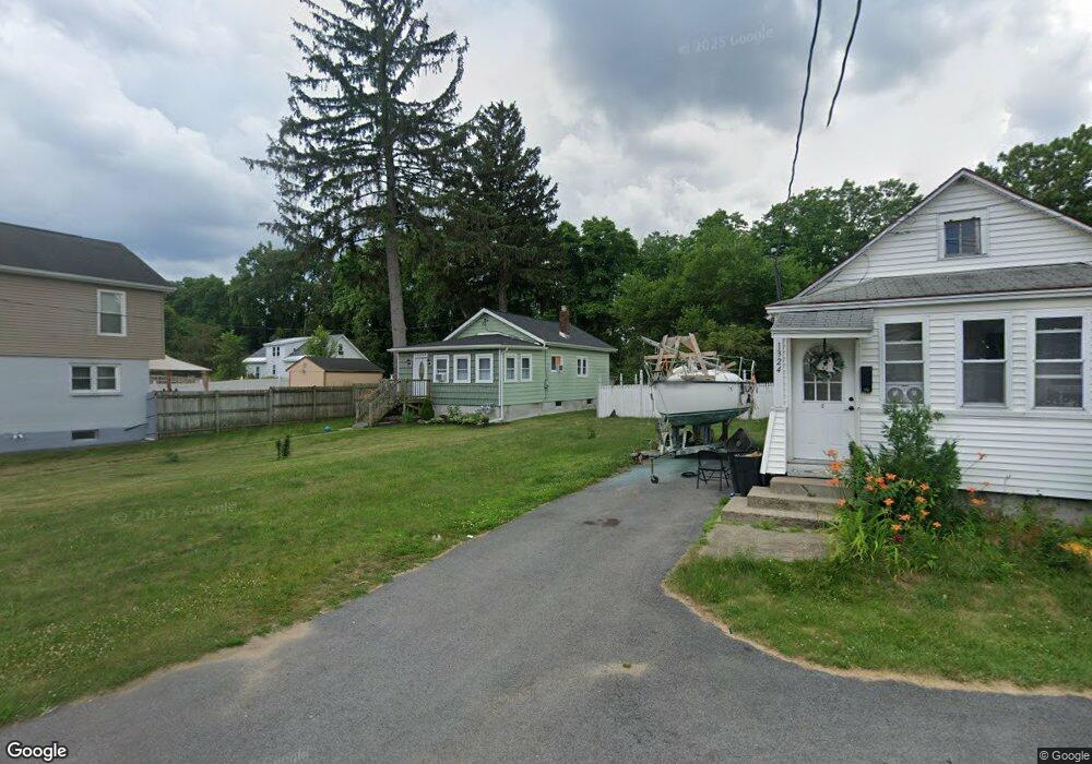 1332 Bradford St, Schenectady, NY 12306 - photo 1