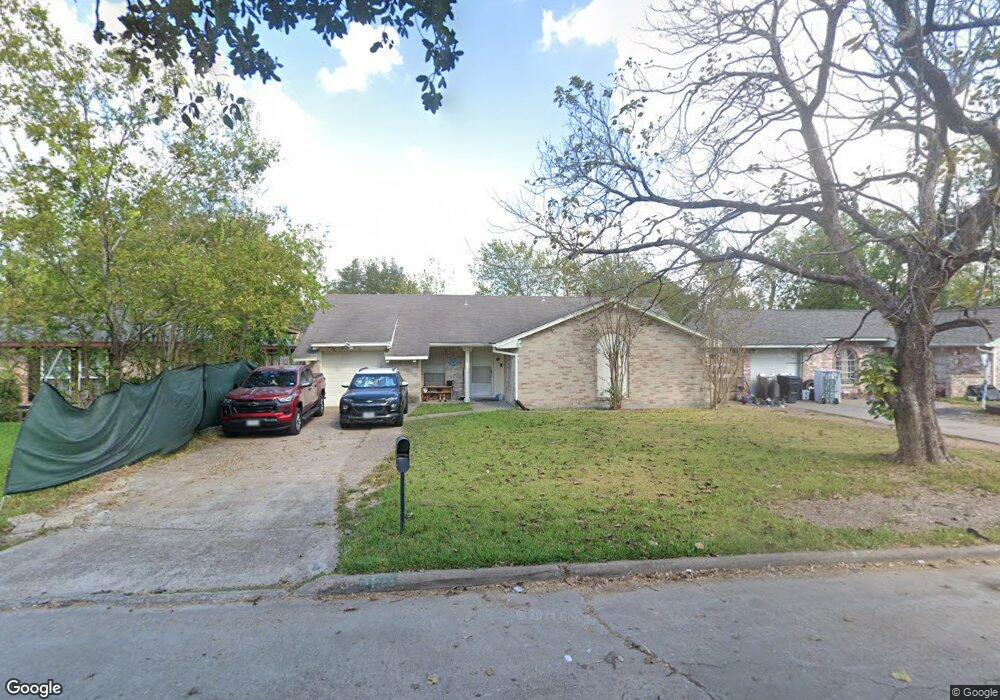 7122 Lumber Jack Dr, Houston, TX 77040 - photo 1