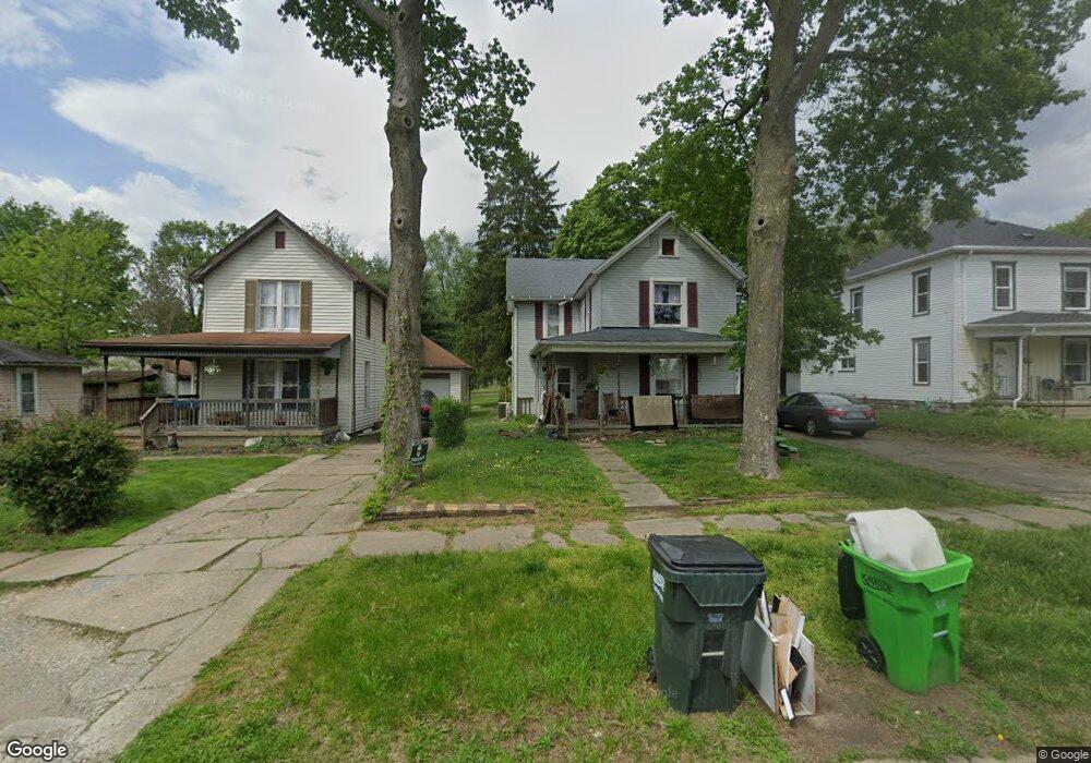 640 Locust St, Coshocton, OH 43812 - photo 1