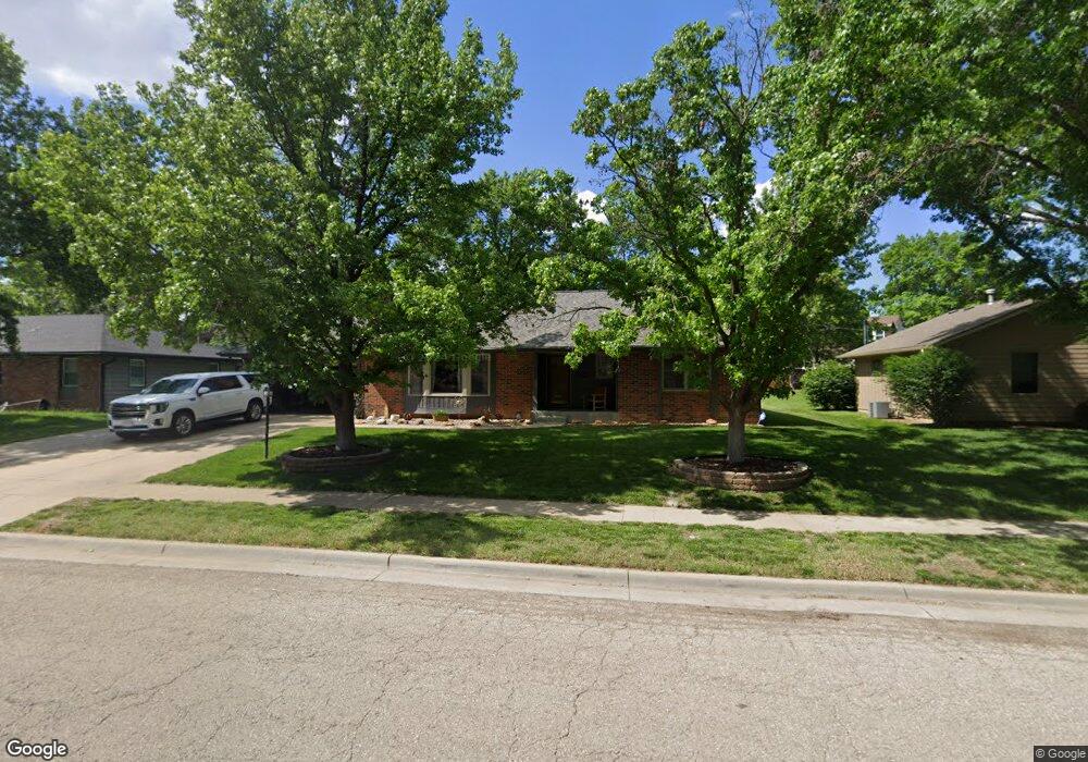 1912 SW 33rd St, Topeka, KS 66611 - photo 1