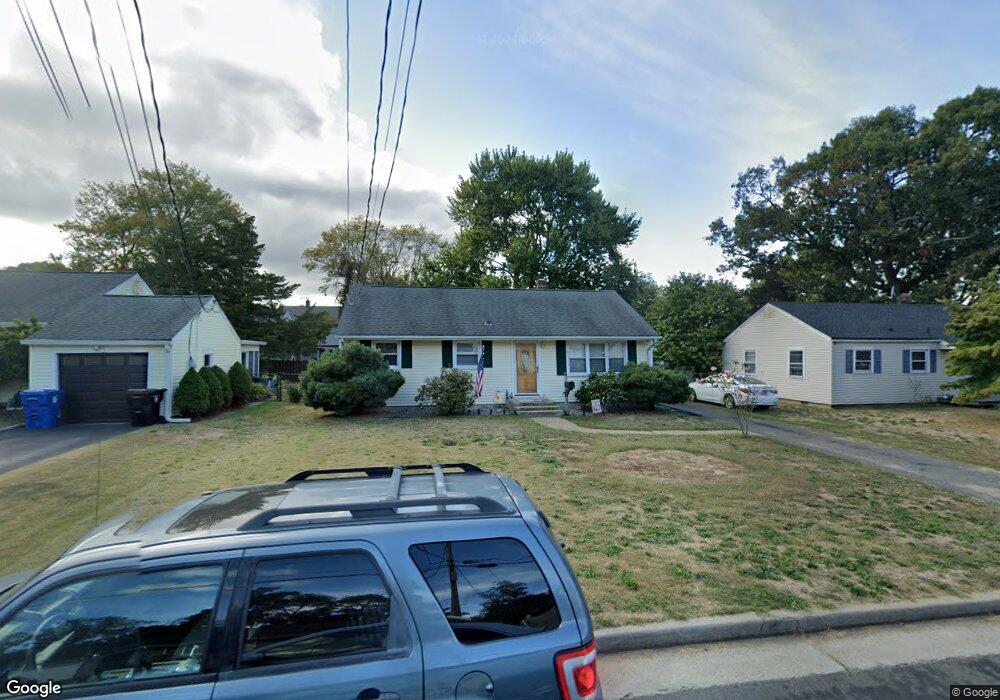 594 Hopping Rd, Belford, NJ 07718 - photo 1