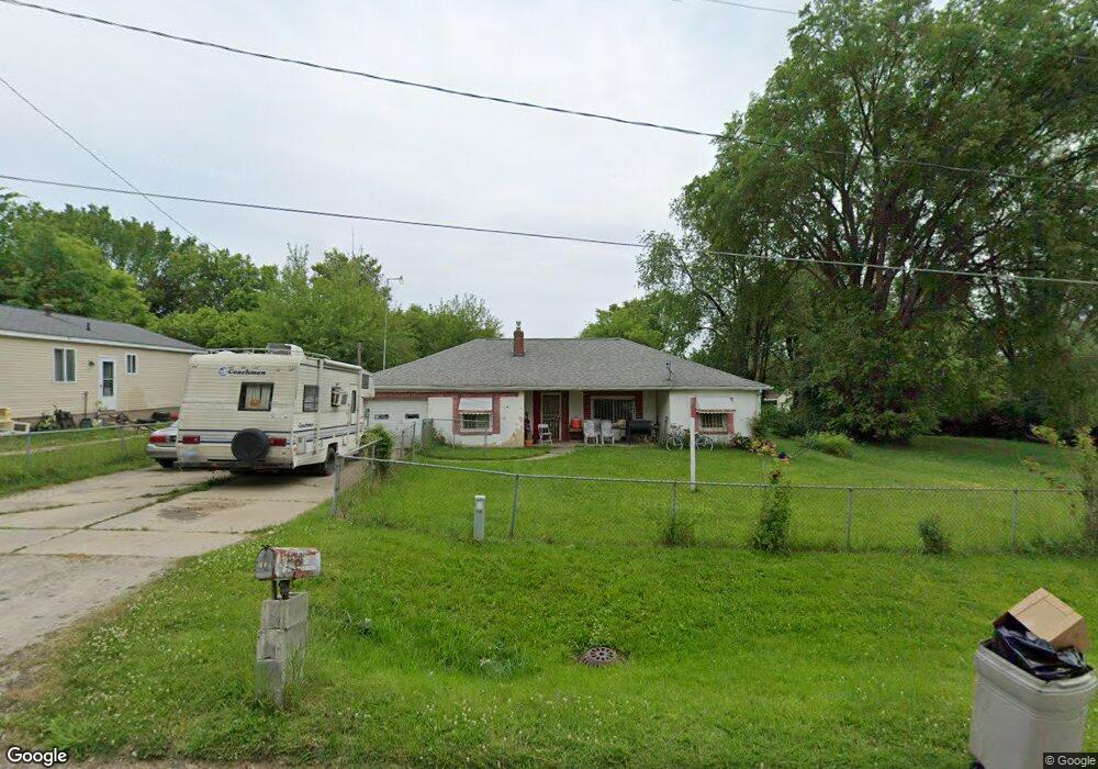 1163 Holtslander Ave, Flint, MI 48505 - photo 1