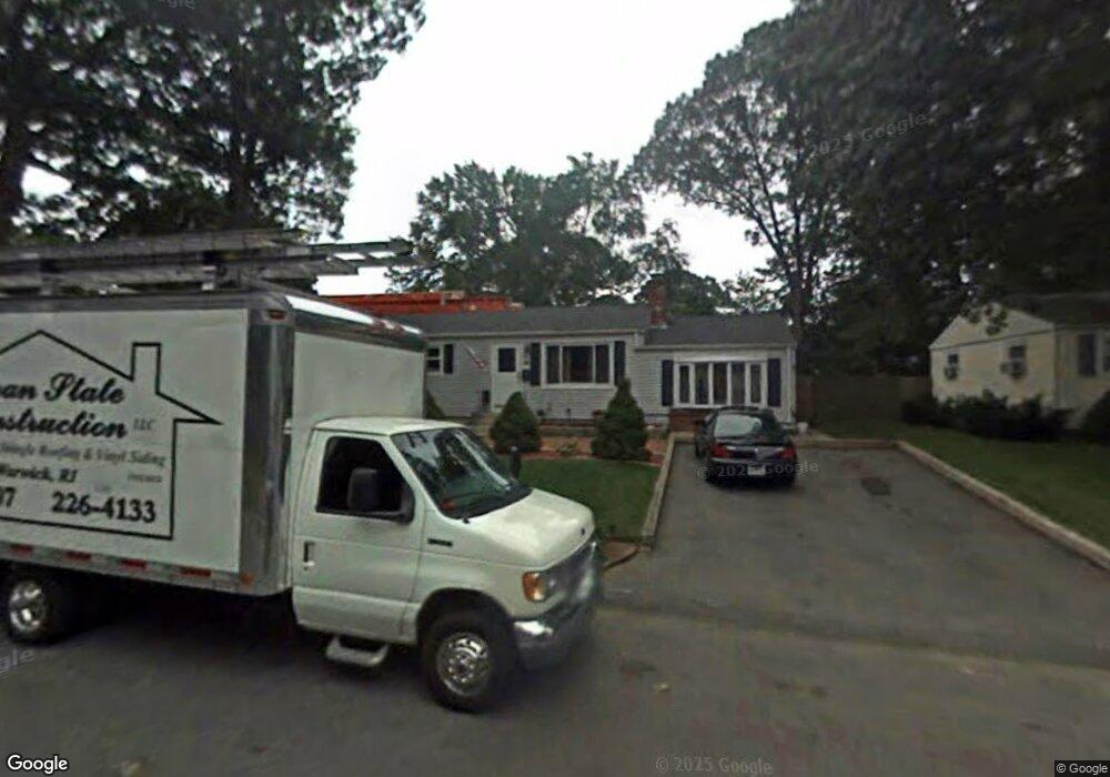 90 Gainesville Dr, Warwick, RI 02886 - photo 1