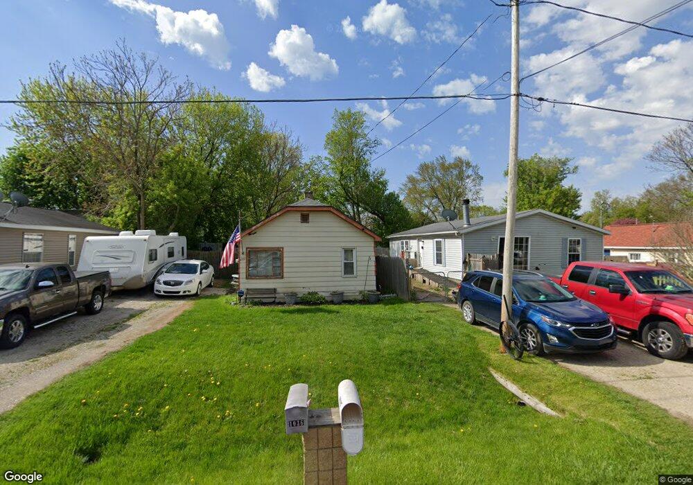 1037 W Mclean Ave, Flint, MI 48507 - photo 1