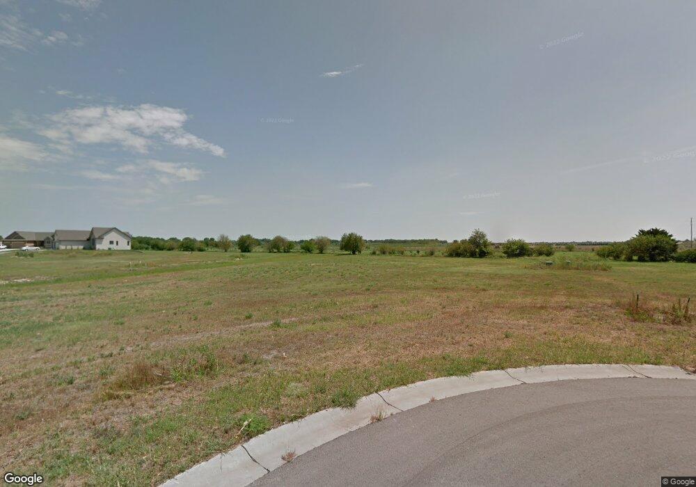 4714 N Emerald Ct, Maize, KS 67101 - photo 1