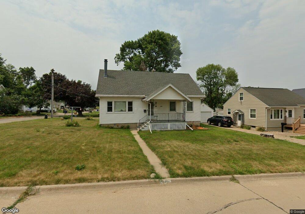 2486 1st St SW, Cedar Rapids, IA 52404 - photo 1