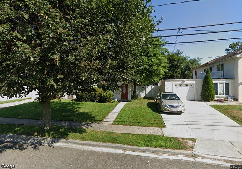 296 Coventry Rd N, West Hempstead, NY 11552 - photo 1