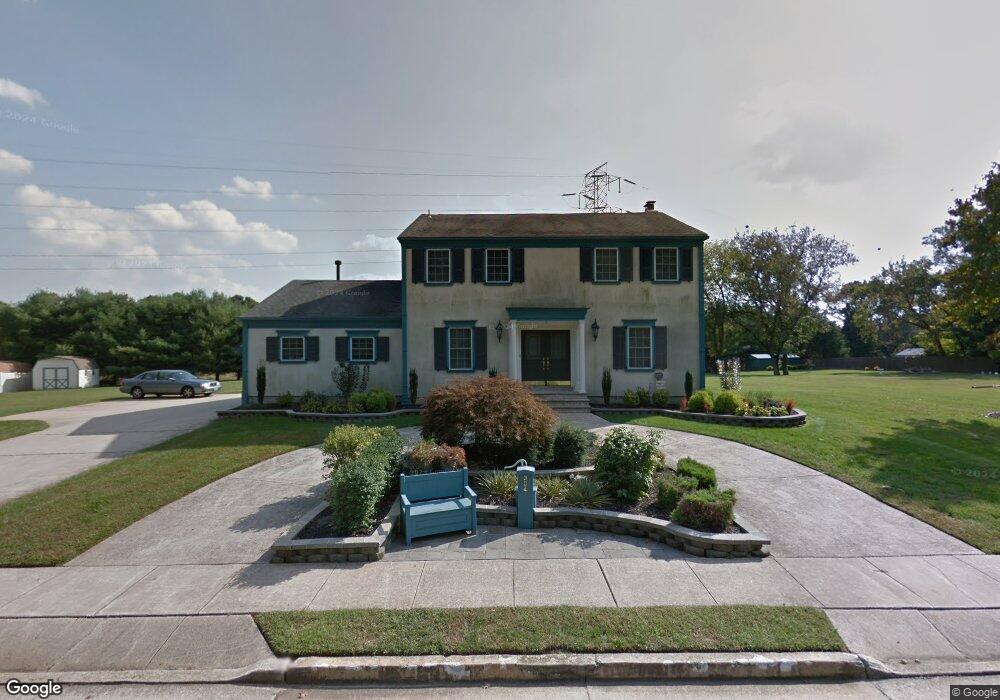 304 Veronica Ln, Williamstown, NJ 08094 - photo 1