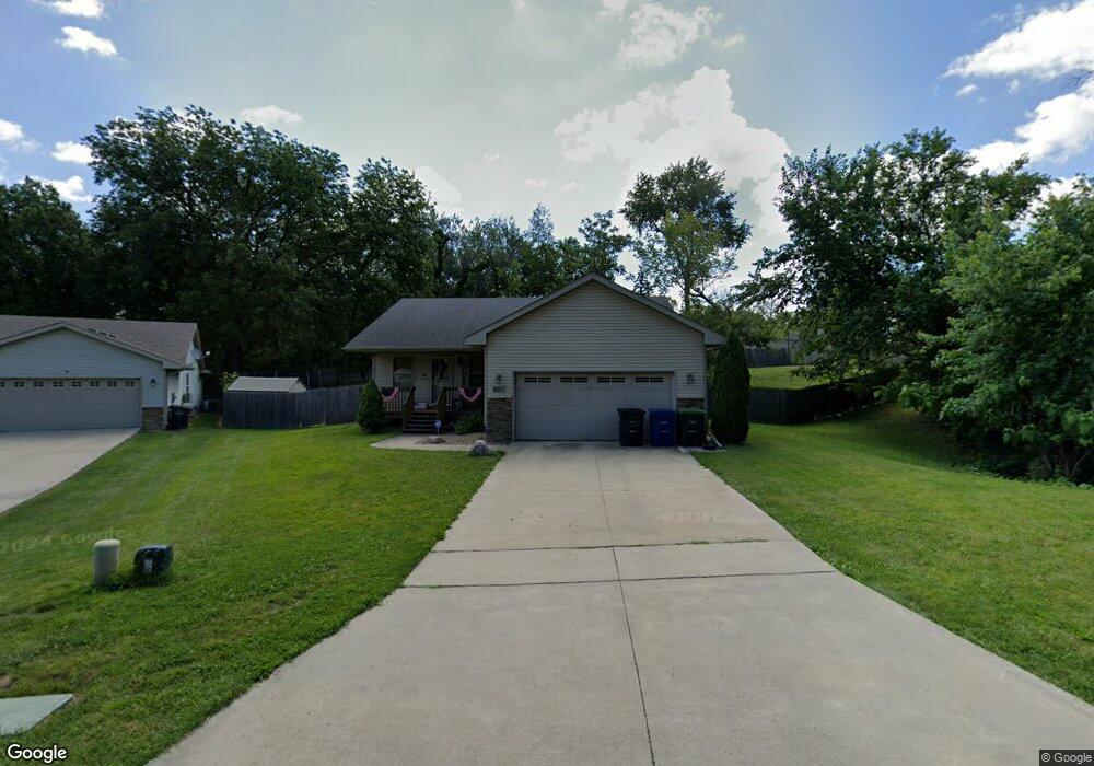 2807 SE 17th St, Des Moines, IA 50320 - photo 1