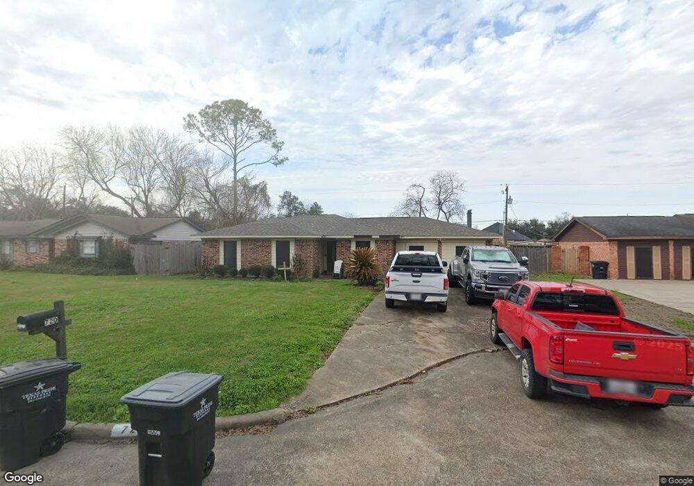 720 Stansel Dr, Alvin, TX 77511 - photo 1