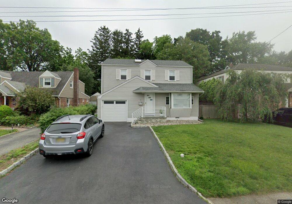 31 Wilkens Dr, Dumont, NJ 07628 - photo 1