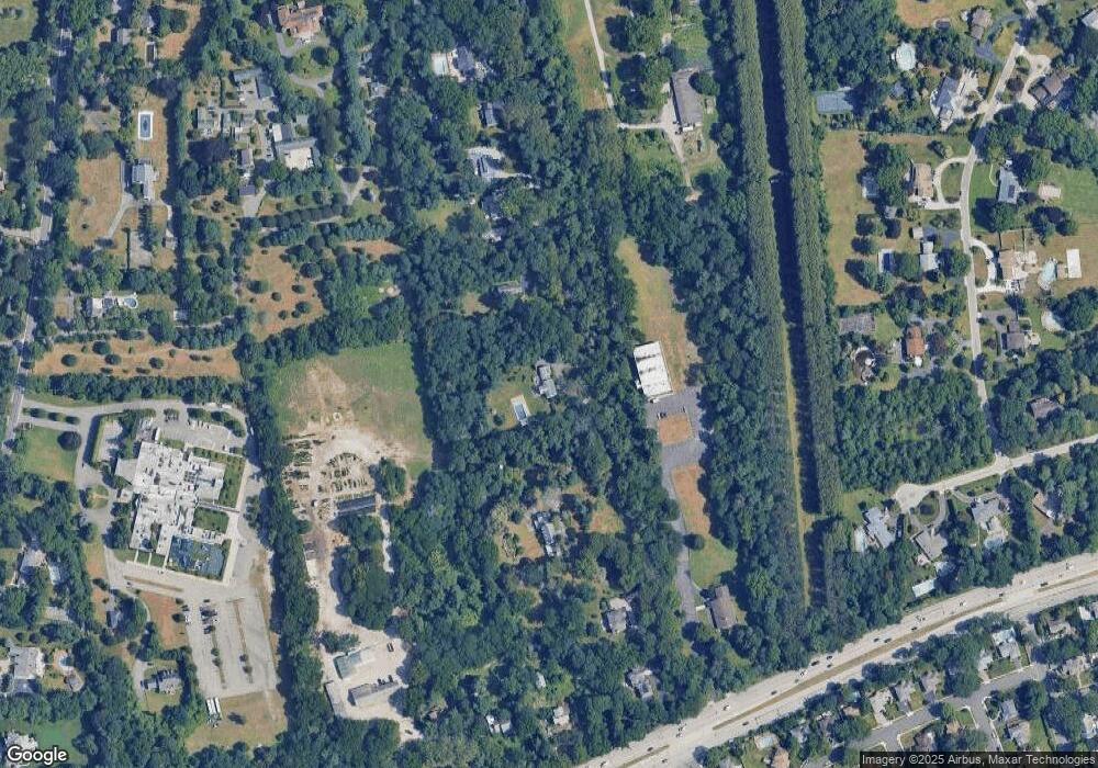 14 Hicks Ln, Old Westbury, NY 11568 - photo 1