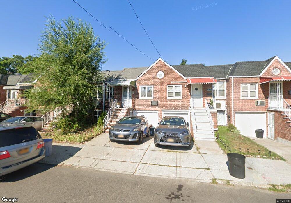 5916 164th St, Fresh Meadows, NY 11365 - photo 1