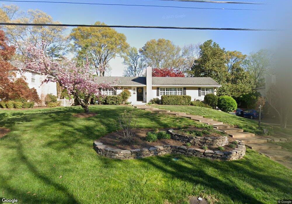 1204 Gatewood Dr, Alexandria, VA 22307 - photo 1