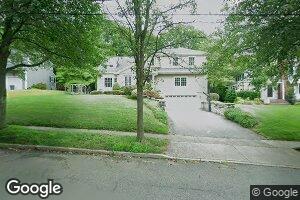 27 Pembroke Place, Glen Rock, NJ 07452