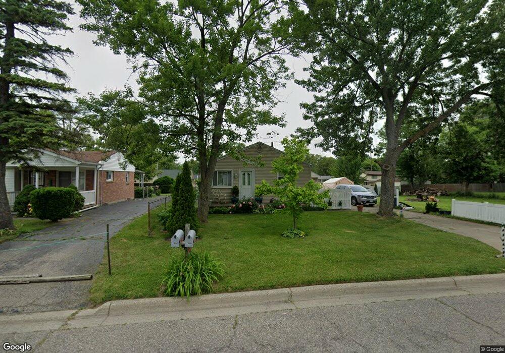 1300 W Kurtz Ave, Flint, MI 48505 - photo 1