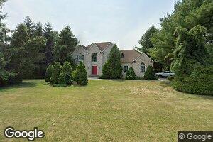 4 Deepwells Ln, Saint James, NY 11780