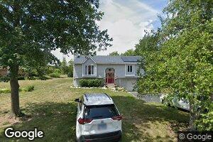 340 S East St, Capron, IL 61012