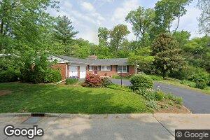 915 Warson Woods Dr, Saint Louis, MO 63122