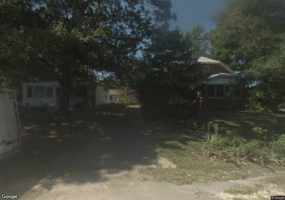 305 N Mulberry St, Effingham, IL 62401 - photo 1