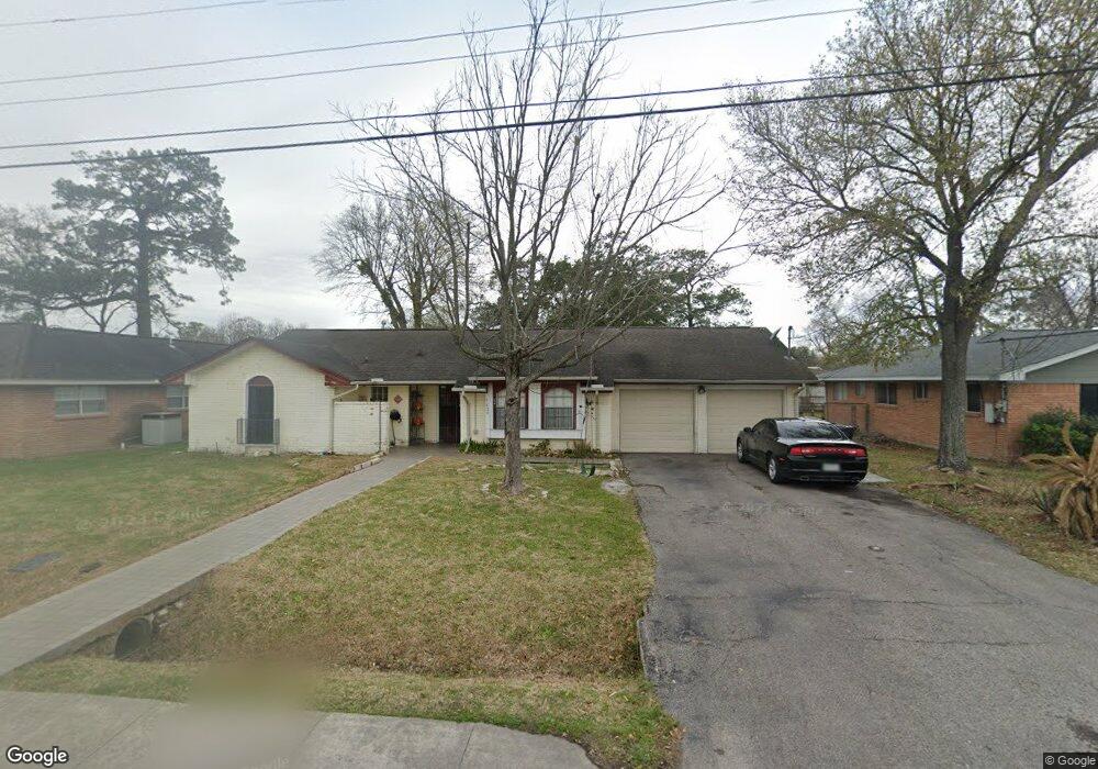 7629 Melrose St, Houston, TX 77022 - photo 1
